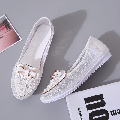 Picture of Ladies Summer New Flat Bottom Women Sweet Walking Slip on Soft Mesh Breathable Sandals