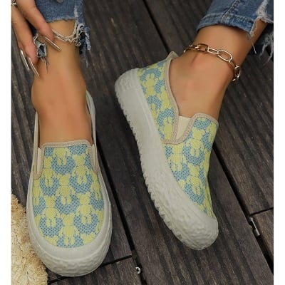 Picture of New Women's Breathable Casual Thick Sole Canvas Shoes Super Soft Flat Bottom Anti slip One Step