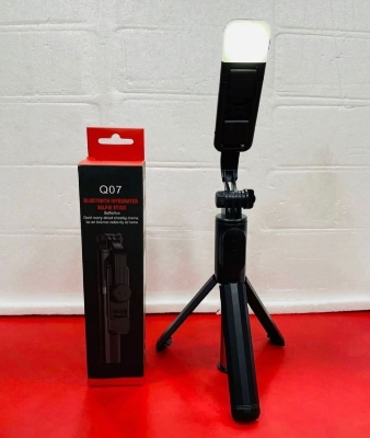 Picture of Q07 Selfie Stick Foldable Mini Tripod with Fill Light Bluetooth Remote Shutter Retractable Rod for Phone - Black