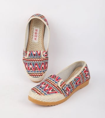 Picture of Imported Comfortable Canvas Shoes & Light Loafer for Woman
