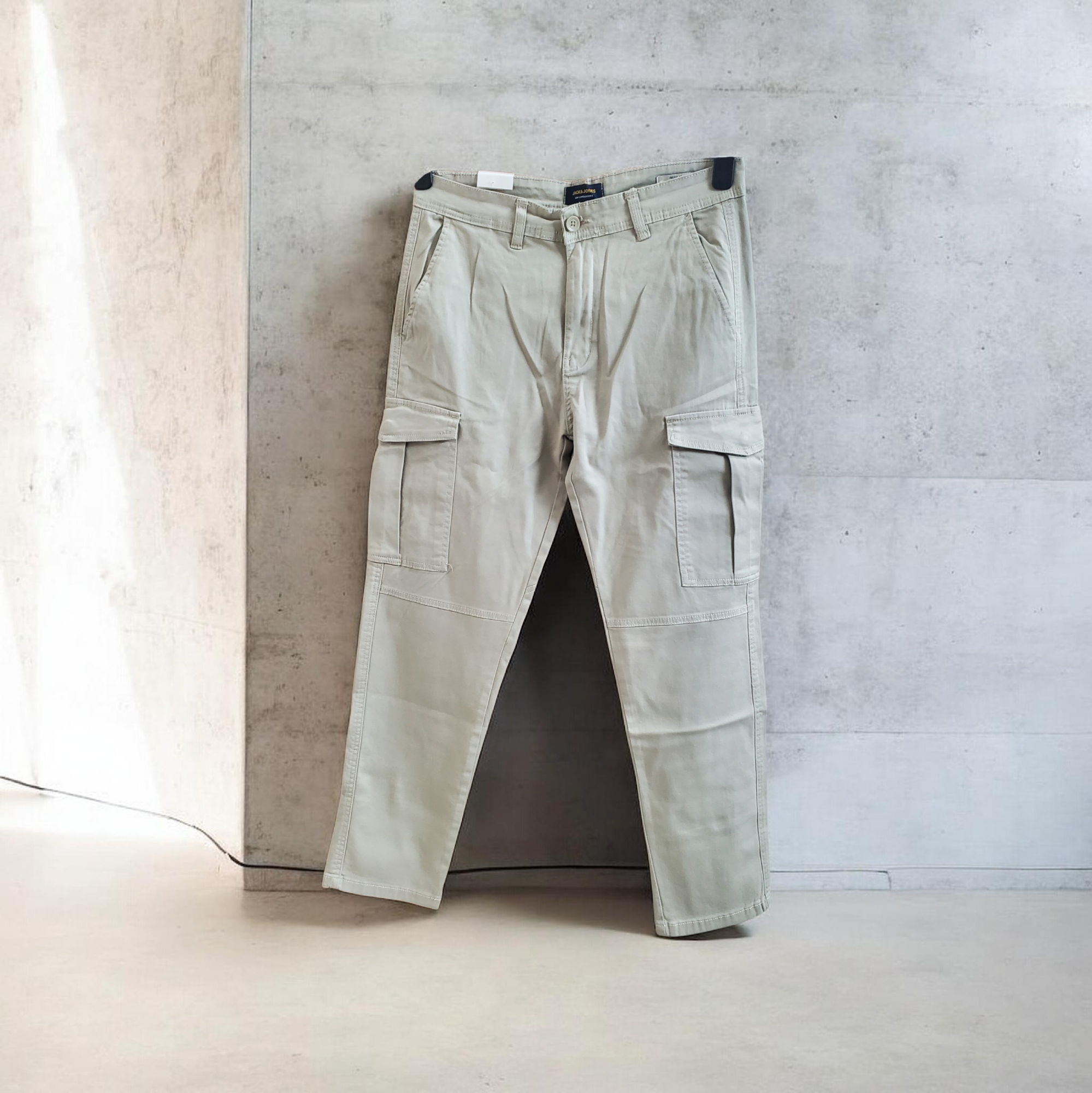 Picture of Man's Fashionable Stylish Twill Six Pocket Cargo Pant.