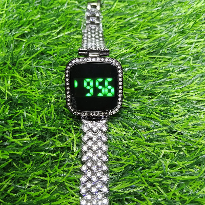 Picture of New Trend Fashion Steel Chain Diamond Women Watch Full Diamond Touch Screen LED Water Diamond Bracelet Watch (black)