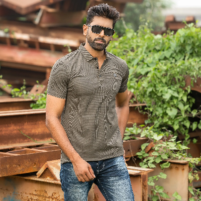 Picture of Half sleeve polo shirt