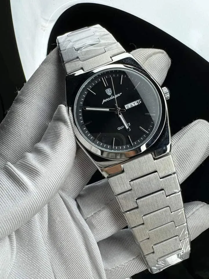 Picture of POEDAGAR 930 Men's New Luxury Luminous Date Week Stainless Steel Quartz Watch For Men
