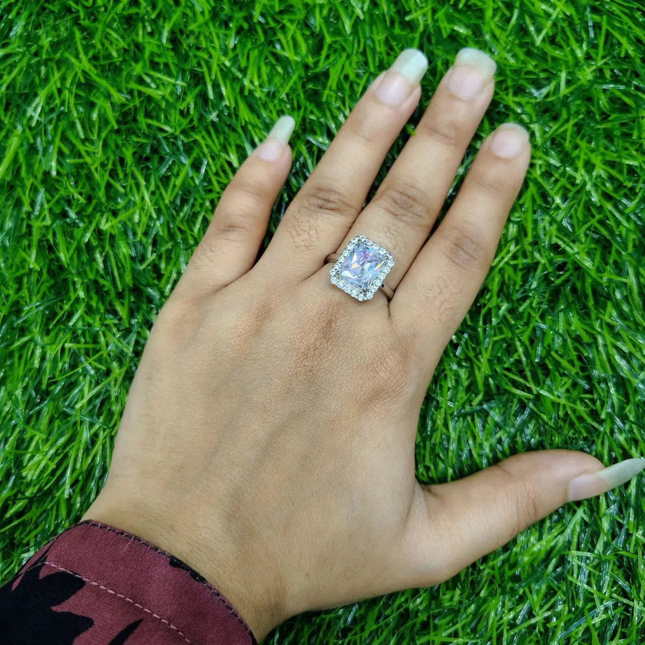 Picture of Elegant Square Zircon Stone Ring for Women