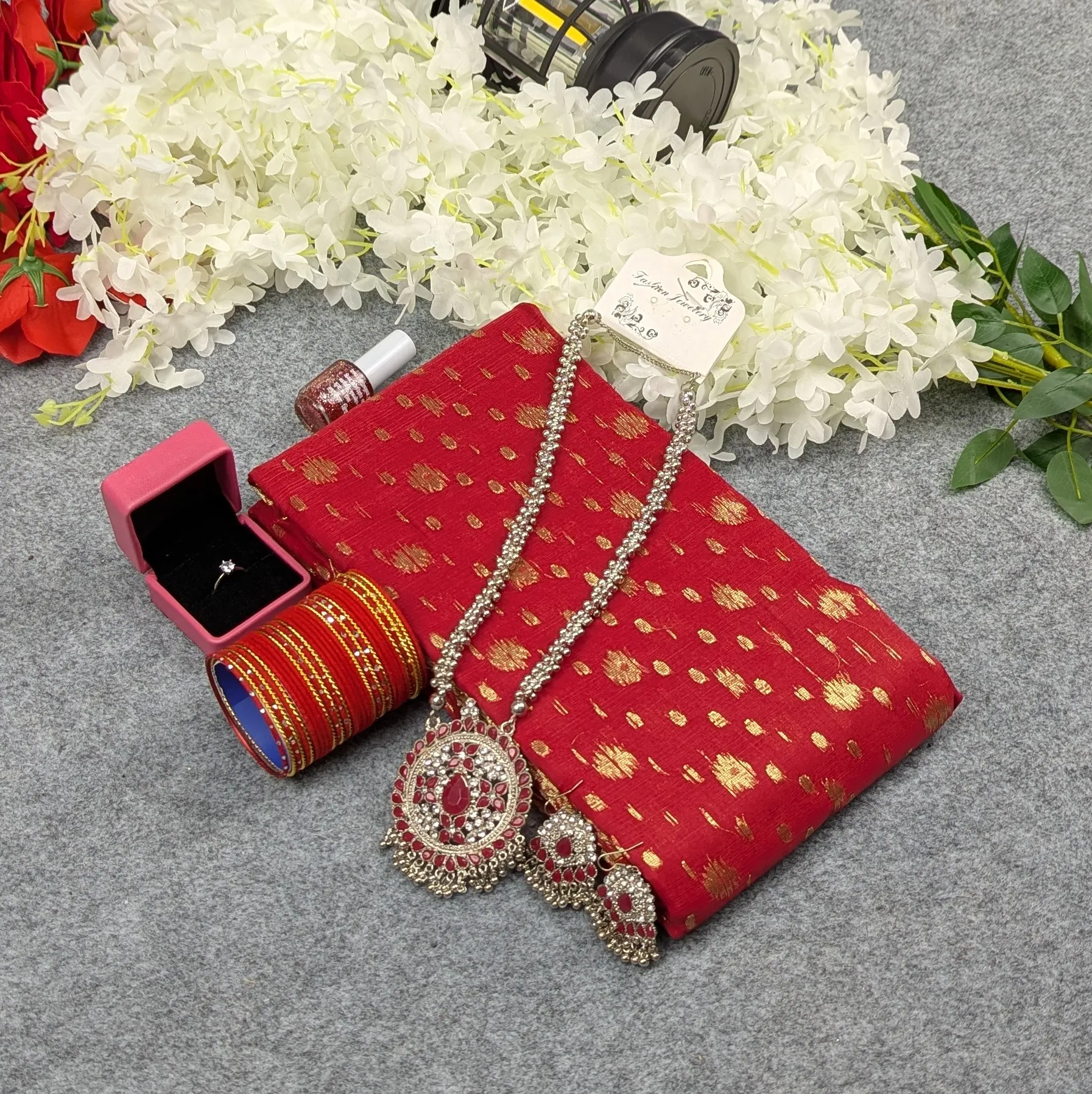Picture of Premium Half Silk Jamdani Saree Combo Set - Red