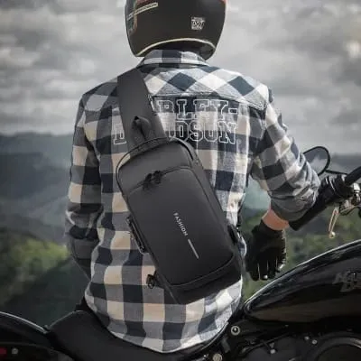 Picture of USB charging sport sling Anti-theft shoulder bag (Black)