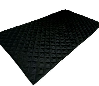 Picture of Black Soft Janamaz Simple Muslim Prayer Mat size 31.5/47.20 inchi