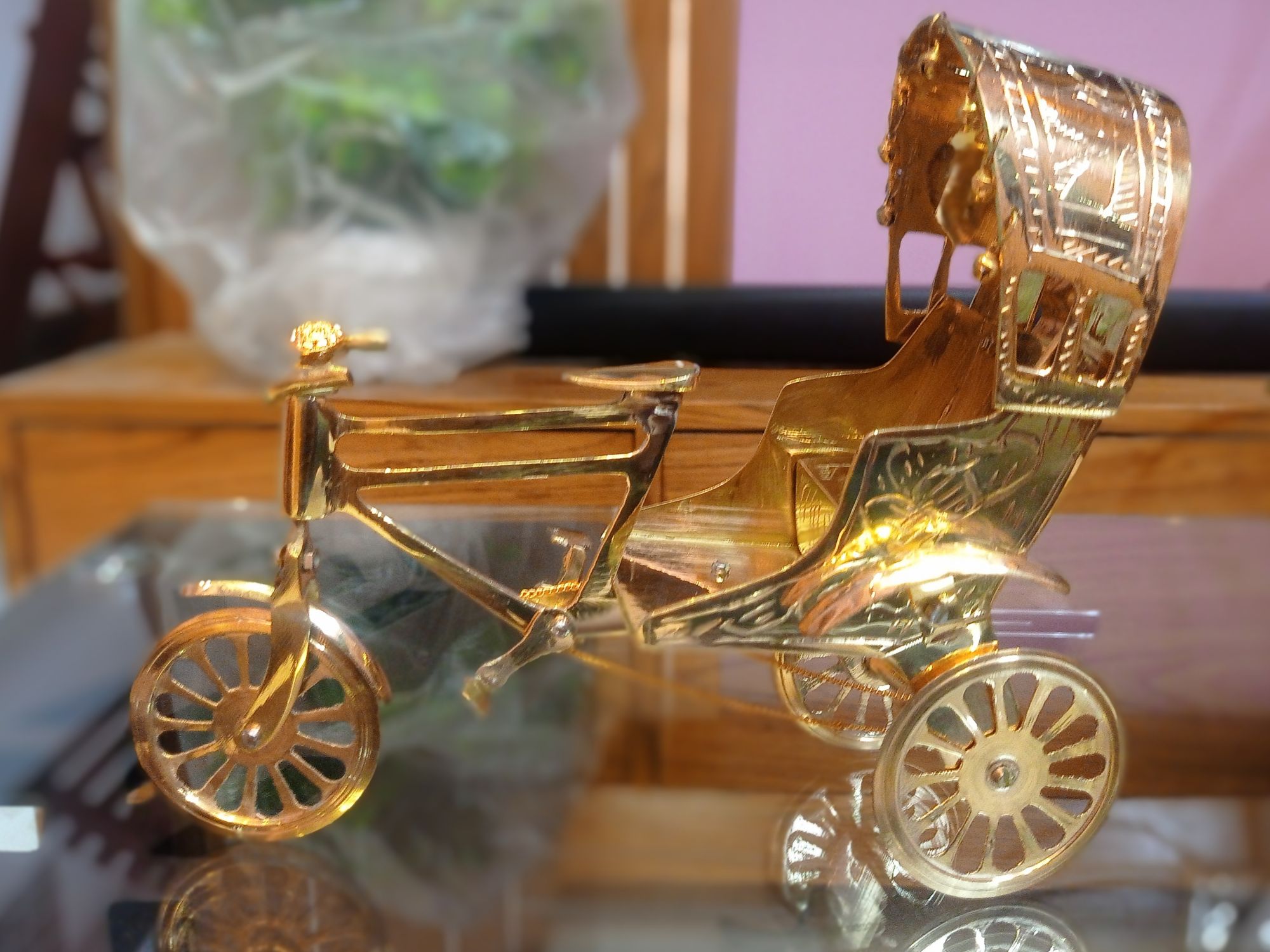 Picture of Rickshaw Metal Showpieces Rickshaw For Office & Home Decorations - 8 inches (Gold)