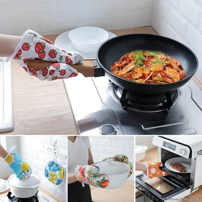 Picture of Heat Resistant Anti-Slip Cooking Glove - Microwave and Kitchen Baking Tool - Multicolor