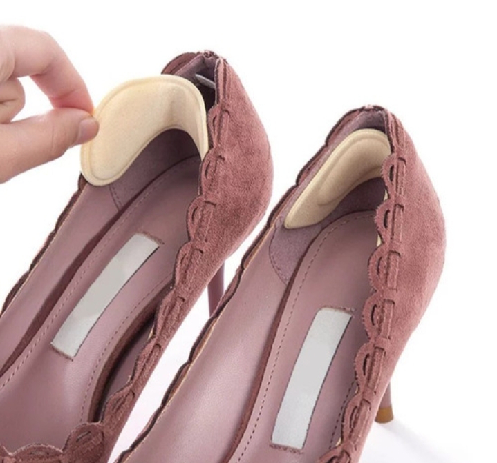 Picture of  2Pairs Unisex Sponge Toe Insert Pain Relief Forefoot Insert Non-Slip Shoes Forefoot Cushion for Foot Care Adjustable Shoe Filler(3mm) - Pink