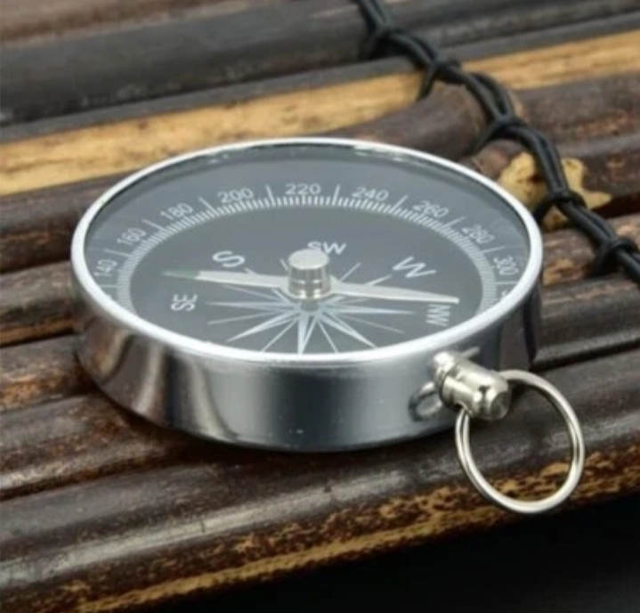 Picture of Pocket Compass Keychain Pendant Aluminum Alloy Metal Compass Outdoor Camping Hiking Walking Survival Guides Scouts Portable - Silver