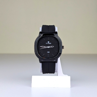 Picture of Titan Edge Luxury Watch Magnetic Lock (Water Resistant)