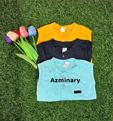 Picture of 3 Pcs Sleeve Less Soft Cotton T-Shirts for Boys(1-2 years)-Multicolor - Multicolor