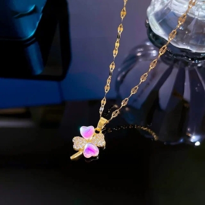 Picture of Pink Flower Pendant