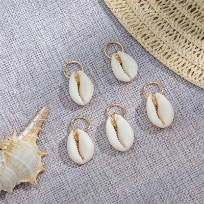 Picture of 5 Pcs Shell Jewellery For Women - Off White