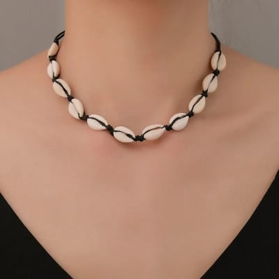 Picture of Fashion Shell Choke Necklace Handmade Jewelry Sets For Women Girls Shell Hand Chain Female Jewelry Accessories Tenoor Special - Multi