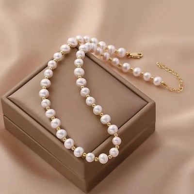 Picture of Garland off White Pearl Garland Women Fashion Tenoor - Multi
