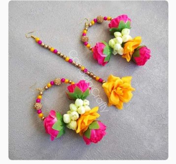 Picture of Non bridal artificial flower jewellery - Multicolor