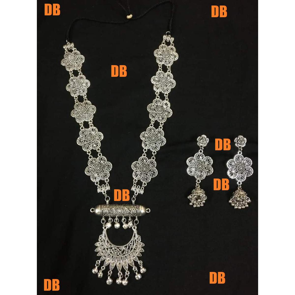 Picture of Beautiful  Antic jwellery sets  for women