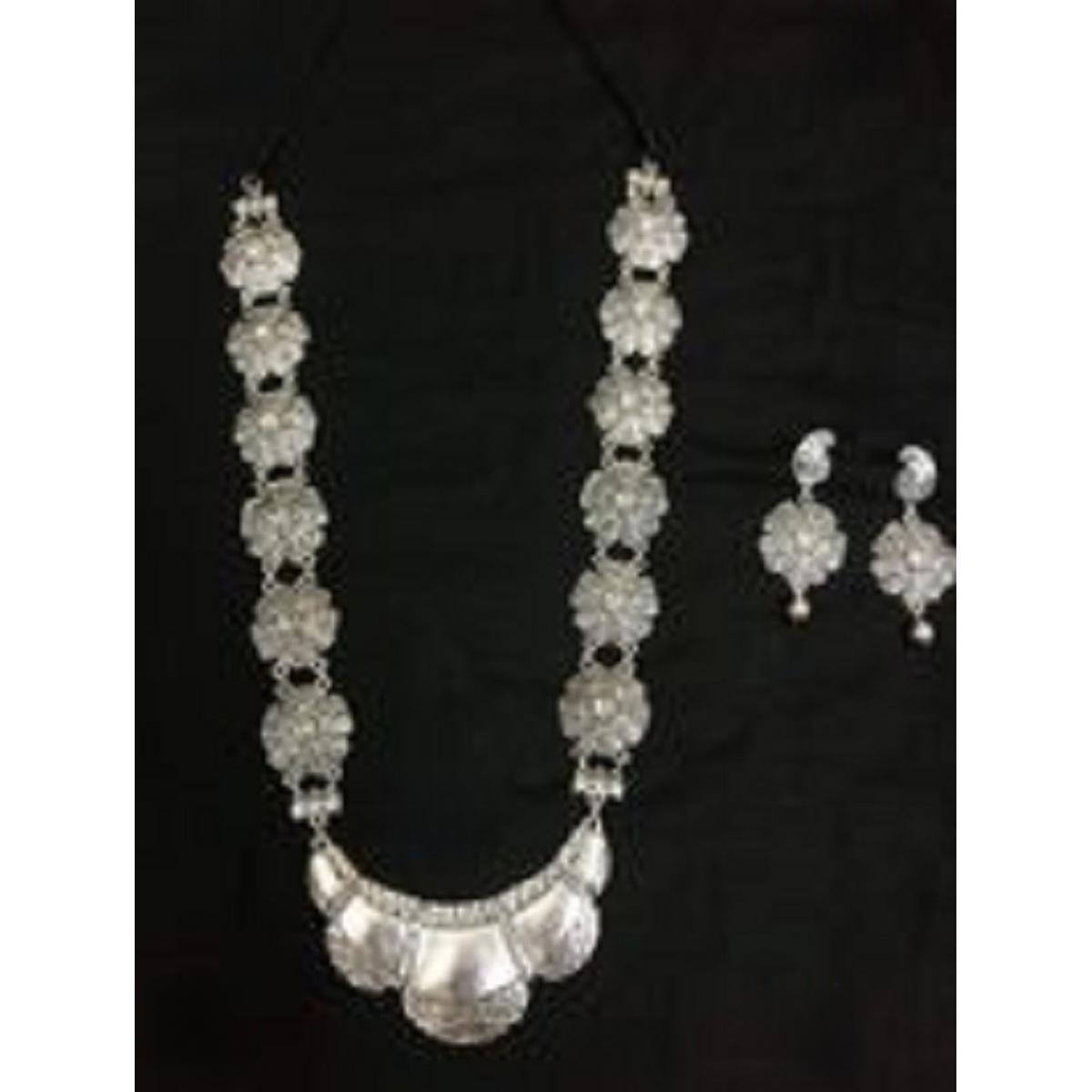 Picture of Beautiful  Antic jwellery sets  for women