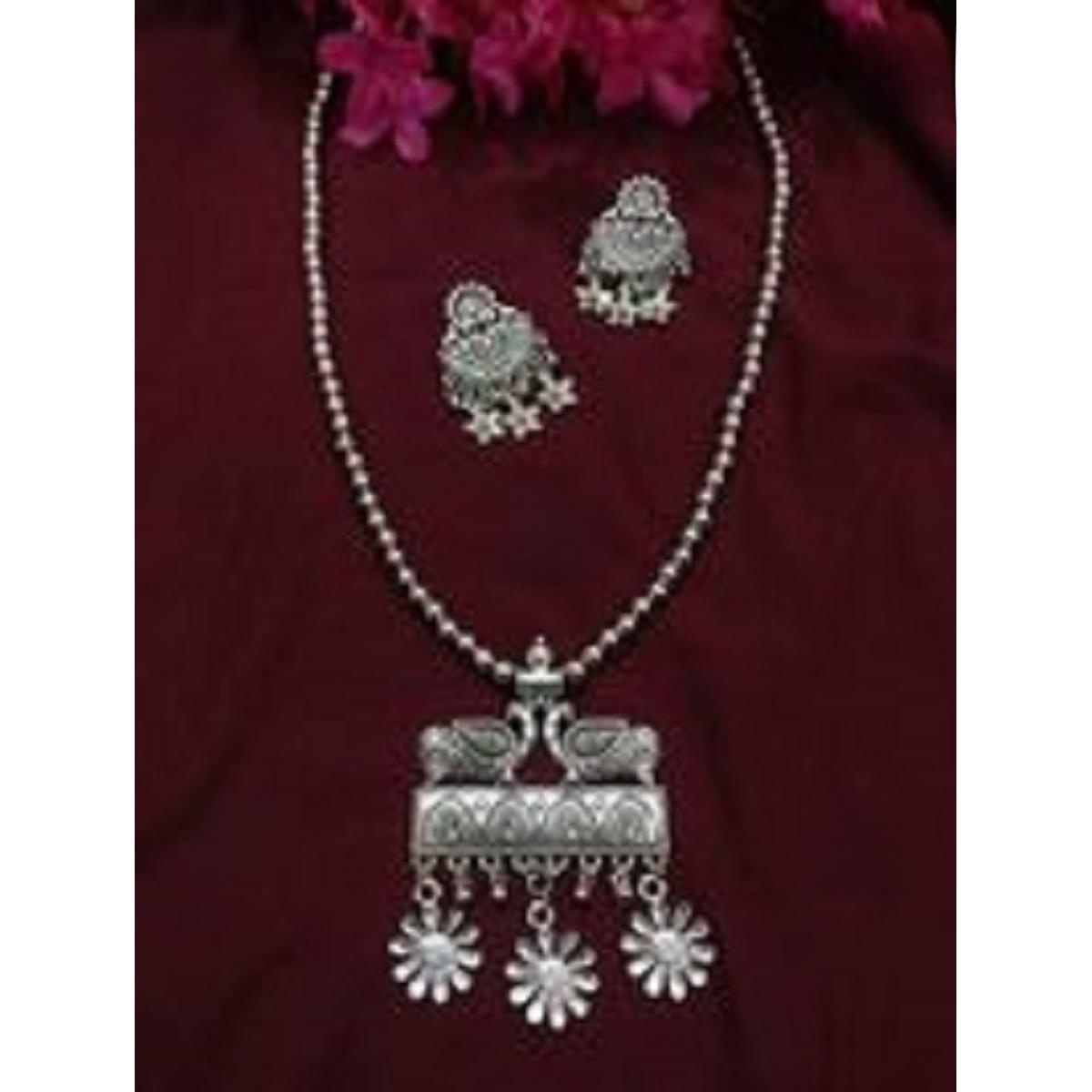 Picture of Beautiful  Antic jwellery sets  for women