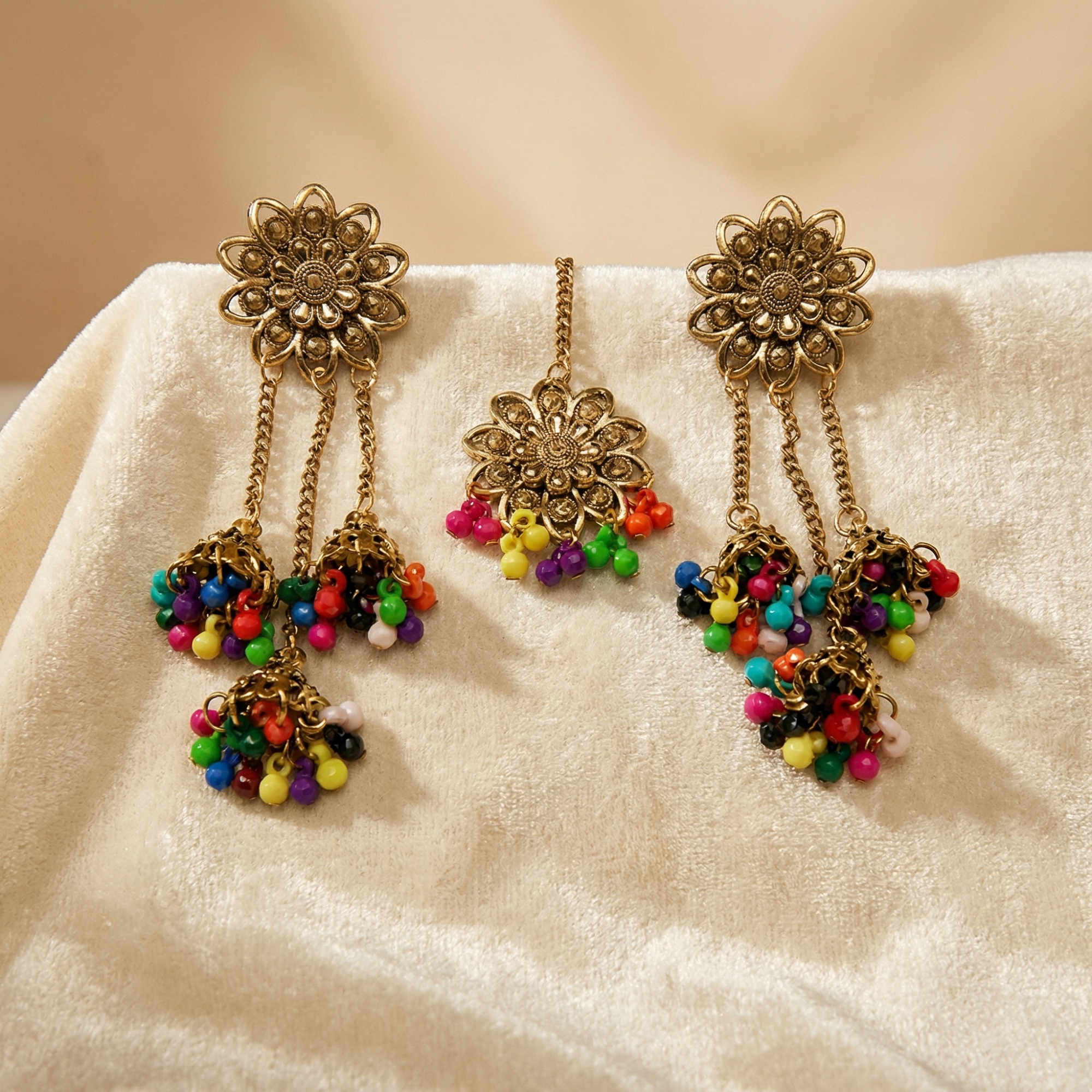 Picture of Beautiful  Antic jwellery sets  for women