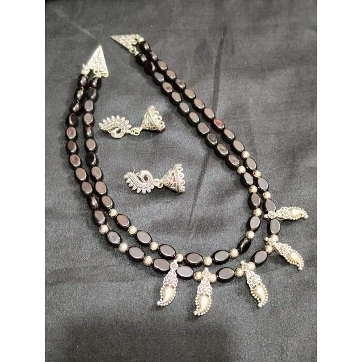 Picture of Beautiful  Antic jwellery sets  for women