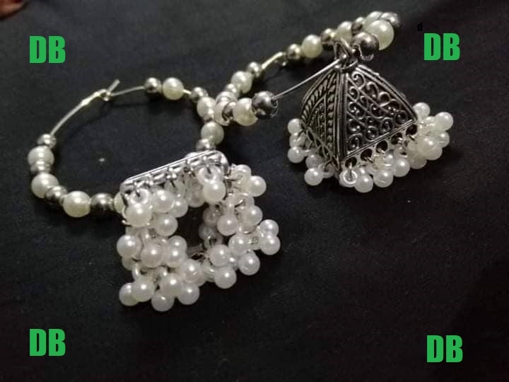 Picture of Antiques jewellery earrings