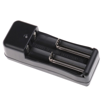 Picture of UNIVERSAL AC BATTERY CHARGER FOR 16340/10440/14500/18650 BATTERY(Black)