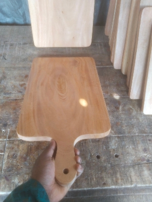 Picture of high quality wooden big size chopping board with handle (10inch by 20 inch ) - Multicolor