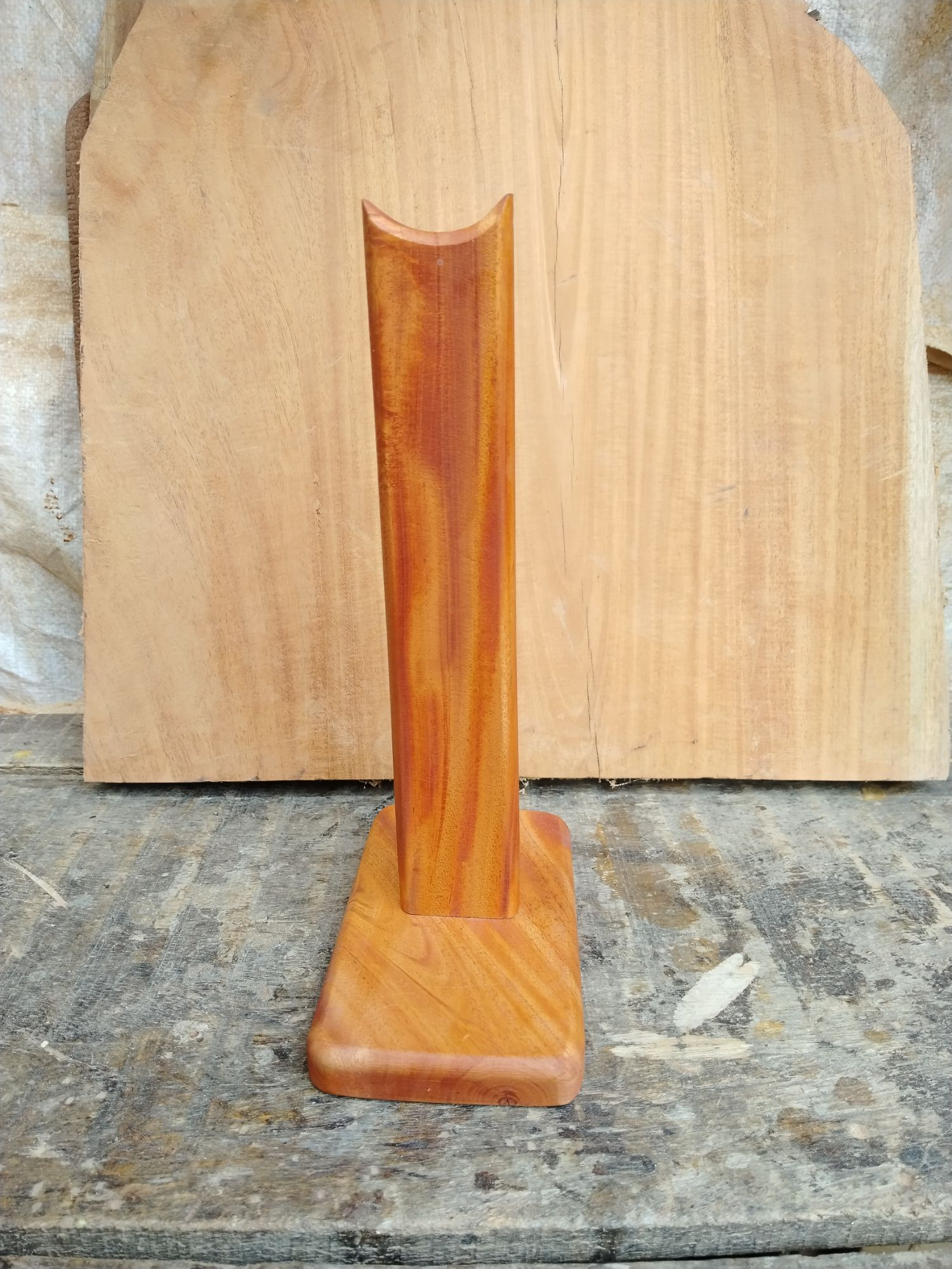 Picture of daily uses wooden headphone / earphone stand - Multicolor