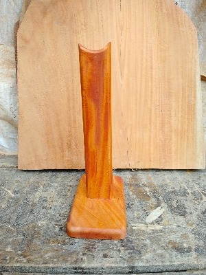 Picture of daily uses wooden headphone / earphone stand - Multicolor