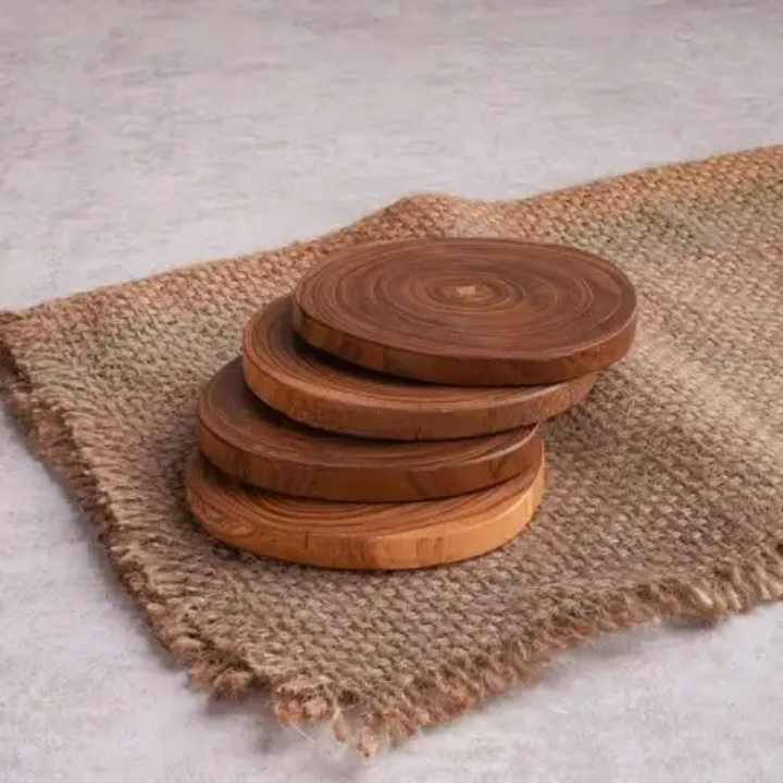 Picture of wooden slice without bark for multiusing  ( 8 inch plus ) - Multicolor