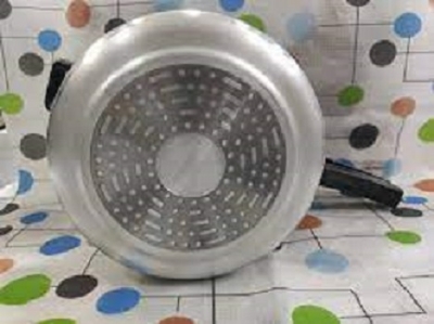 Picture of Prestiege Pressure cooker 8 Litre (INDUCTION)(Multicolor)