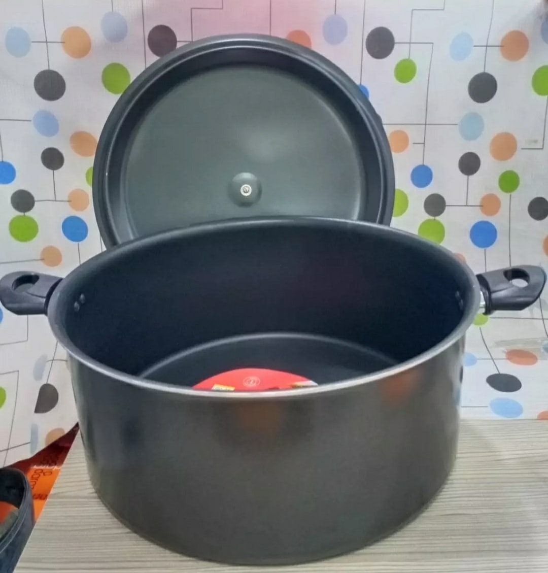 Picture of Kiam 40cm Marble Coated Party Casserole Or Sospan With Lid(Multicolor)