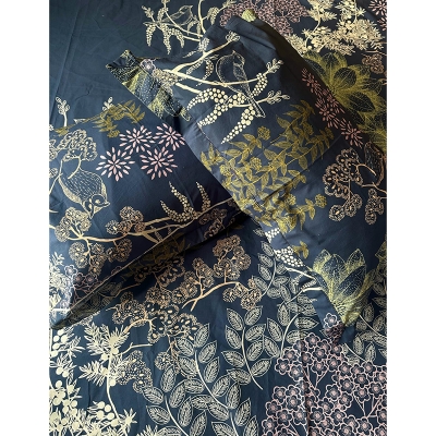 Picture of 100% Premium Cotton Bedsheet.  Set Includes 1 Bedsheet and 2 Pillow Covers