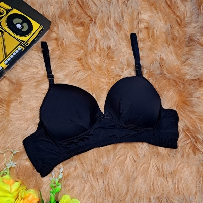 Picture of 4 peace premium quality soft comfortable non paded bra for women - Multicolor