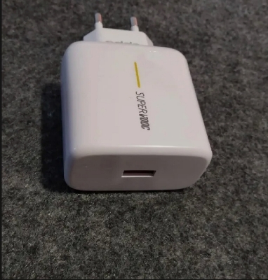 Picture of Real Me CHARGER Power adapter Kit 5V - 2A / 10V - White