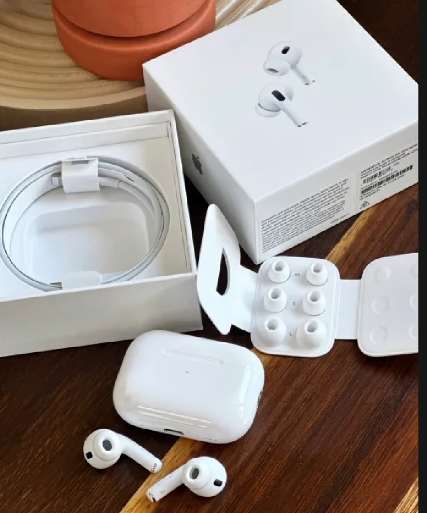 Picture of Airpods Pro 2nd Generation Premium Quality ANC Dubai version A Grade - White
