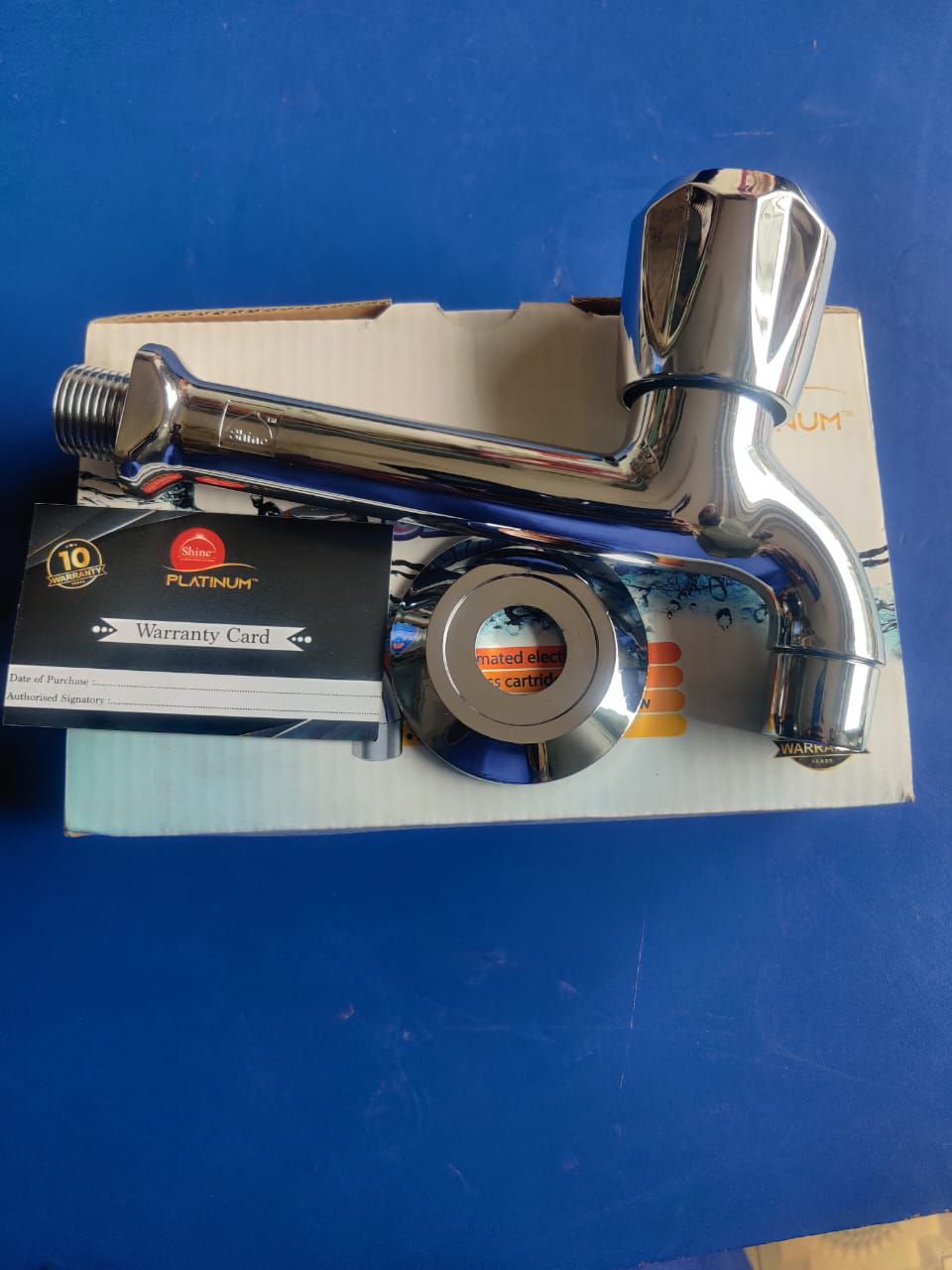 Picture of SINK TAP FOR KITCHEN (Silver)