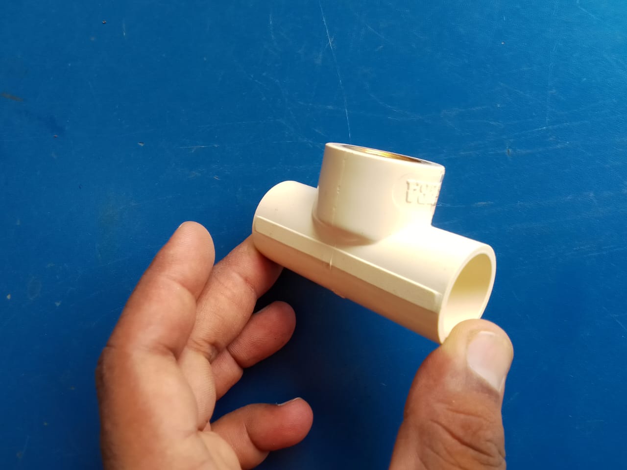 Picture of ERA CPVC 1/2X3/4 FEMALE BRASS TEE (Ivory)