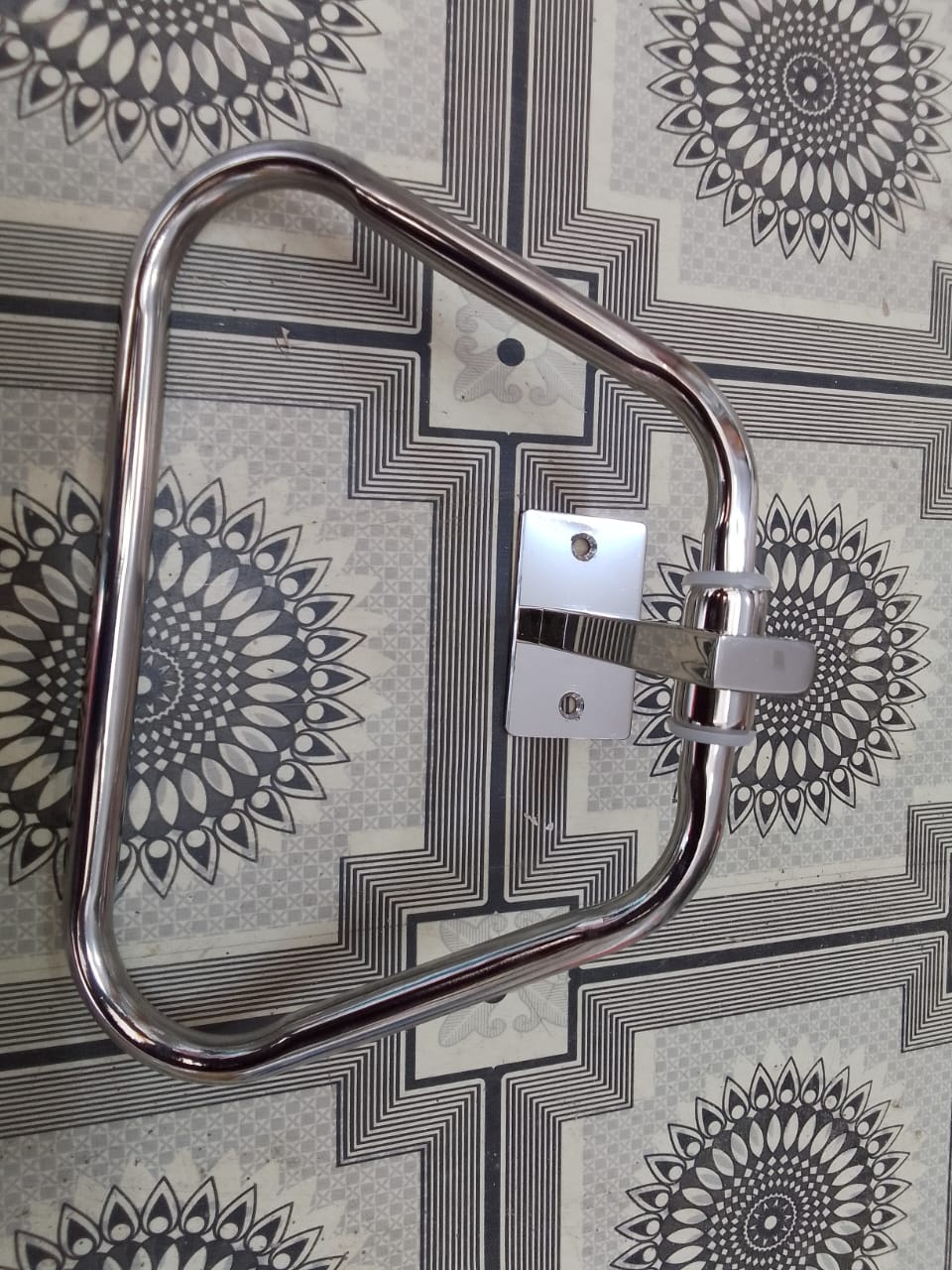 Picture of Square wall mounted towel ring (Silver)