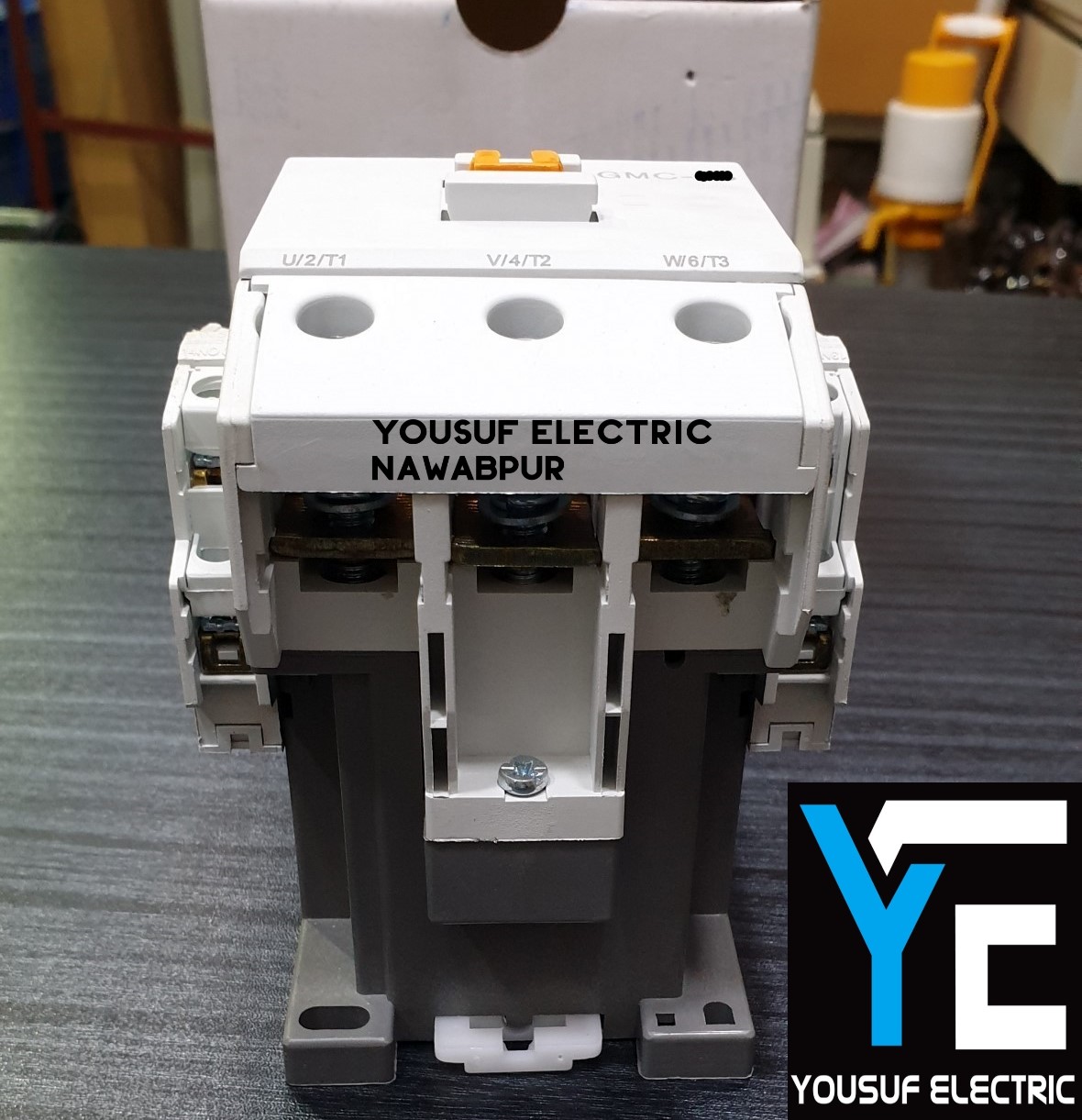Picture of Magnetic contactor switch LS GMC 65 AC 220V ITH 100A - White