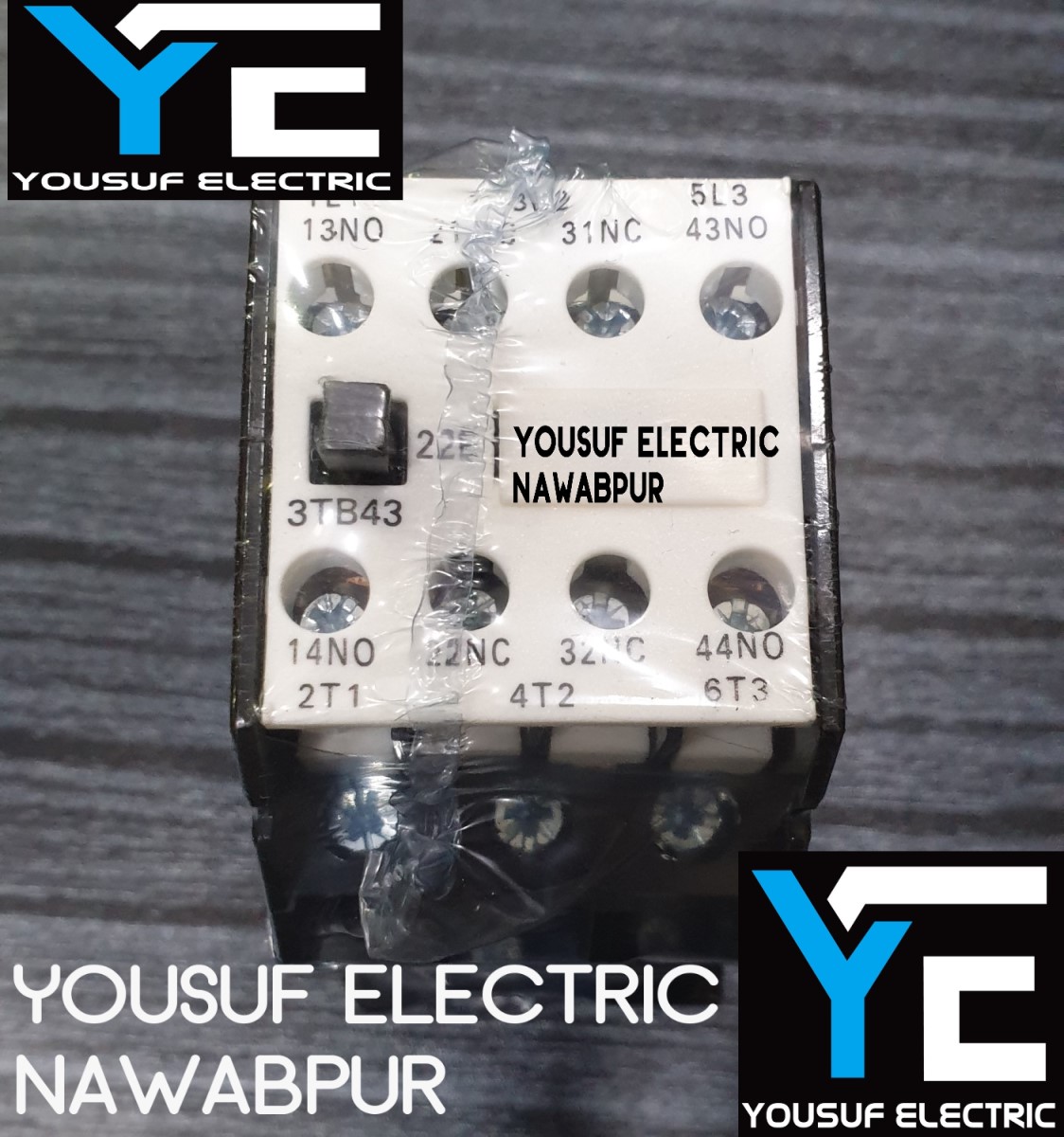 Picture of Magnetic contactor switch AC 220V 7.5kw 2no2nc ITH 50A change over switch - White