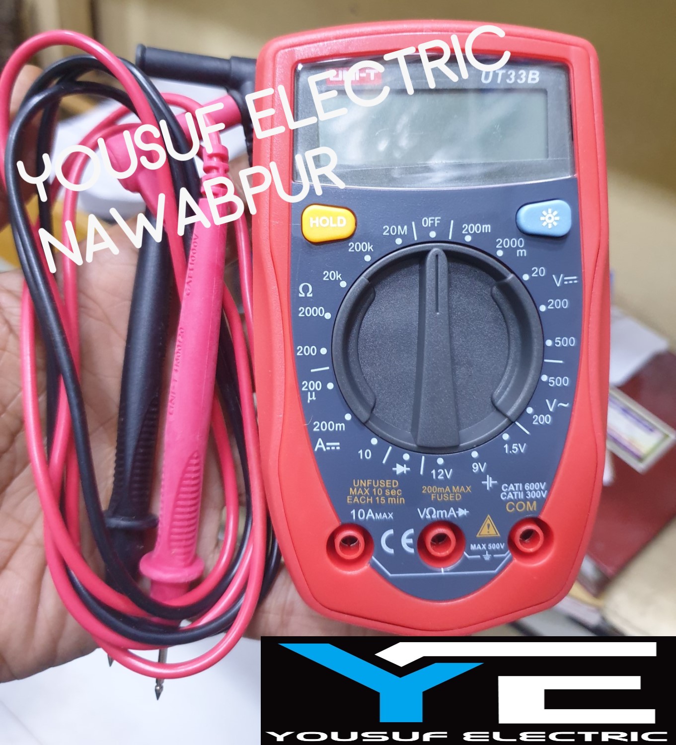 Picture of UNI-T UT33B+ Digital Multimeter - Auto Backlight Off - Loud Buzzer - Ergonomically Designed Rotary Switch AC DC Voltage Resistance Diode Battety Tester LCD Backlight - Red