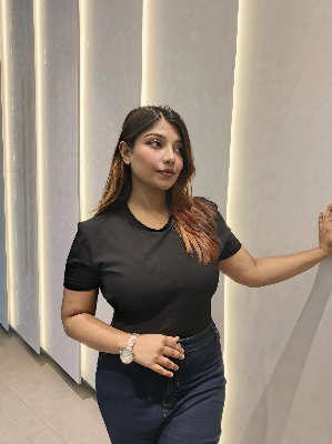 Picture of Black Colour Round Neck Women's Solid Plain T-Shirt Black