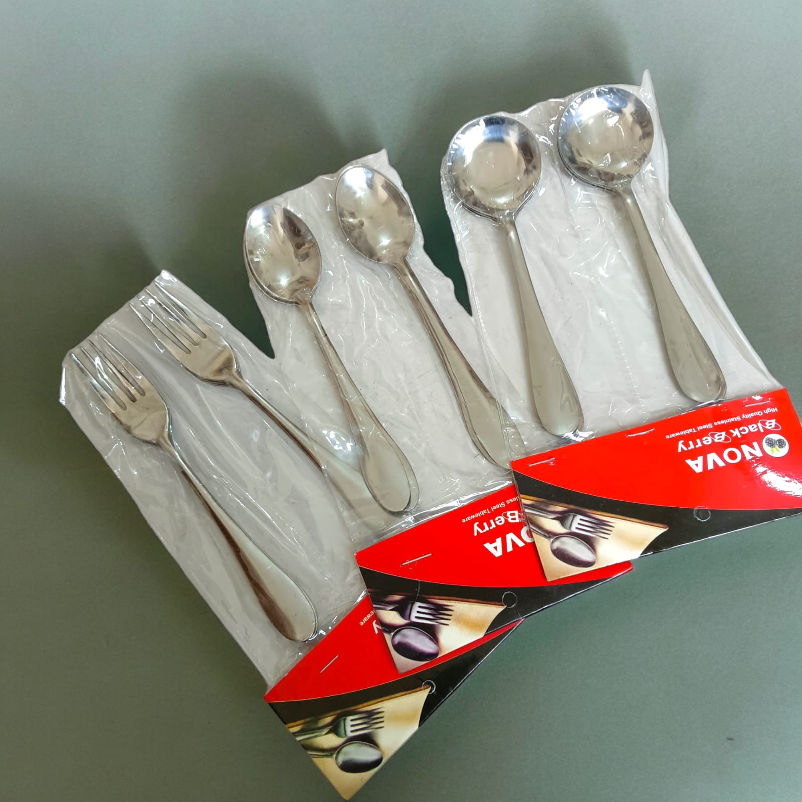 Picture of 18 pcs set 6pcs Tea, 6 pcs fork spoon and 6 pcs round sup spoon stainless steel spoon, silver color spoon for Tableware super cutlery 15cm long spoons set(18pcs set) - Silver