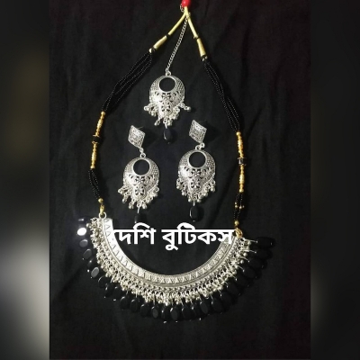 Picture of Gorgeous Party Wear Antique Silver locket Pendant Necklace / Chain Necklace / Choker Necklace for Women / Jewelry set for women Necklace - Multicolor