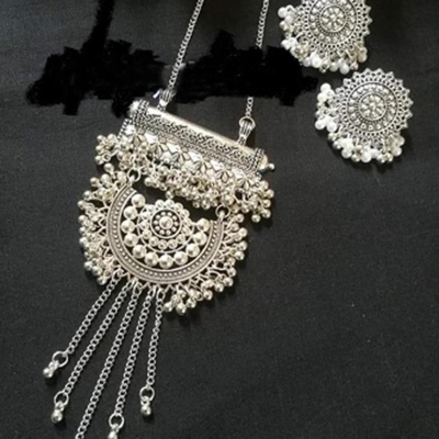 Picture of Beautiful  Antic jwellery sets  for women